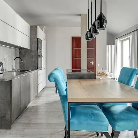 Apartment Sectret Place *